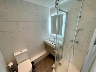 Windrush Lake Breeze - Ensuite Bathroom