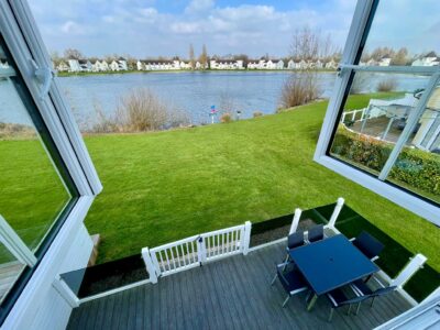 Windrush Lake Breeze - Master Double Bedroom View to Lake
