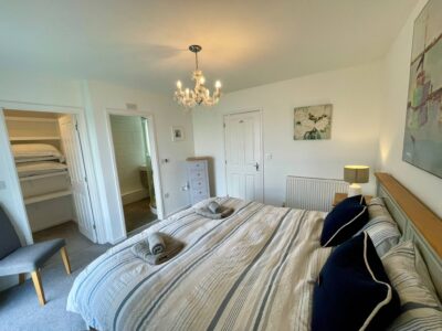 Windrush Lake Breeze - Master Double Ensuite Dressing Room