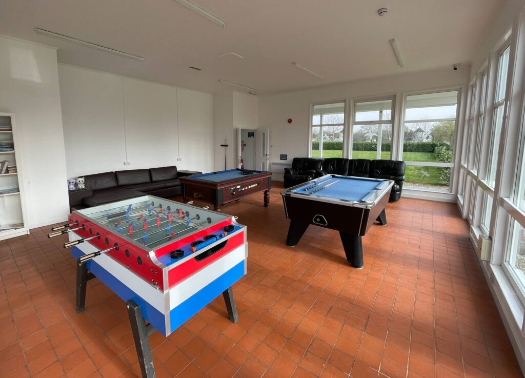 Windrush Isis Lakes - Clubhouse Games Room